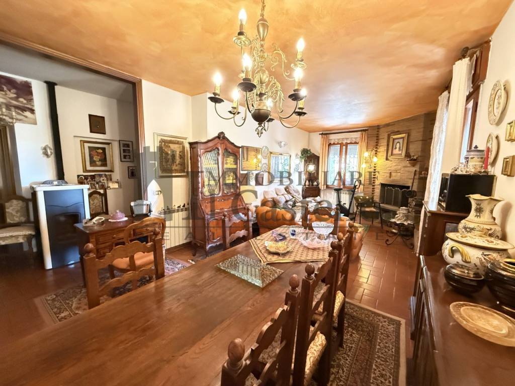Casa indipendente a Paciano in Via Castiglionese - Foto 4