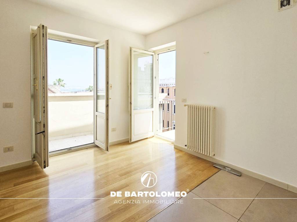 Appartamento a Taranto in Via Camillo Benso di Cavour - Foto 4