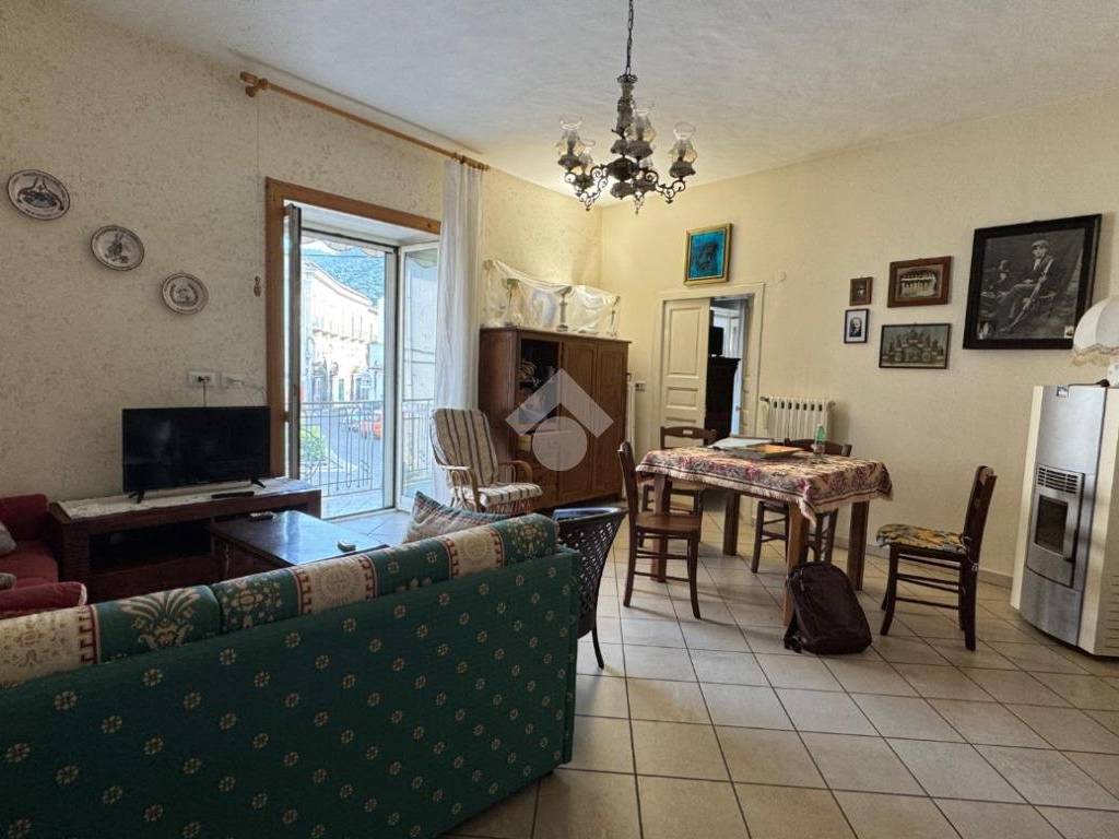 Appartamento a Giffoni valle piana in Via Crescenzo Delle Donne, 4 - Foto 2