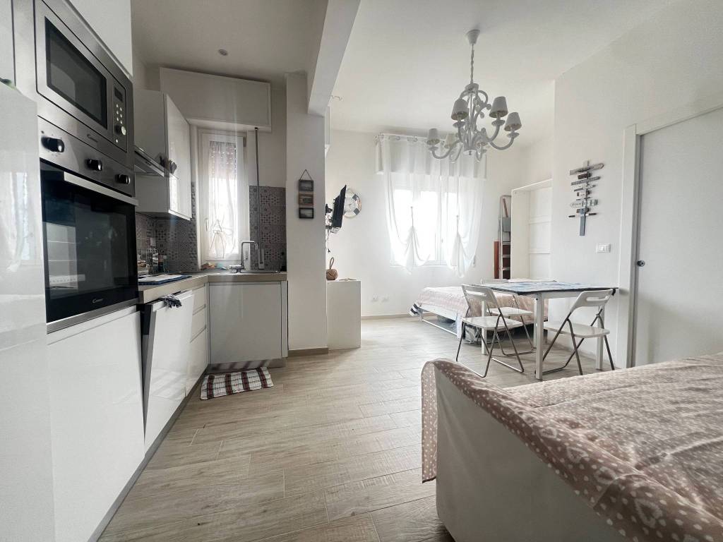 Appartamento a Loano in Via Gioacchino Rossini, 29 - Foto 4