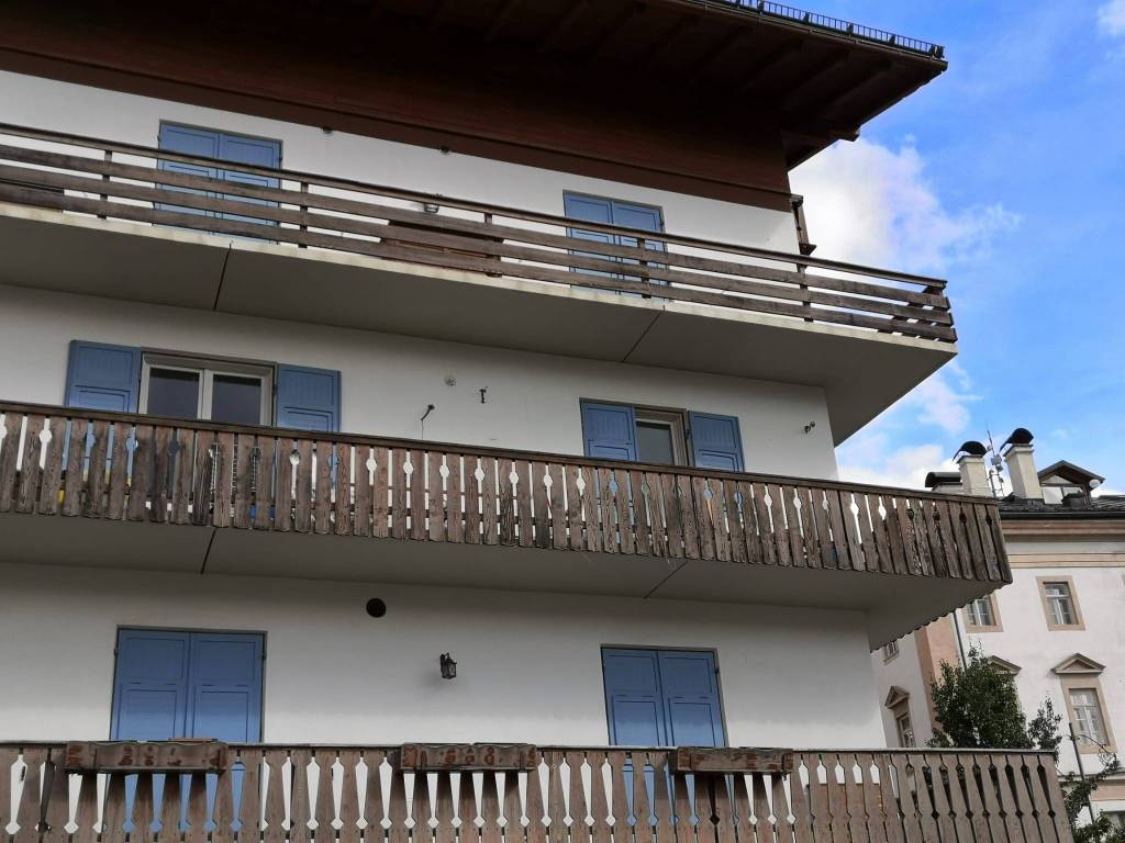 Appartamento a Cortina d'ampezzo in Via Olimpia - Foto 4