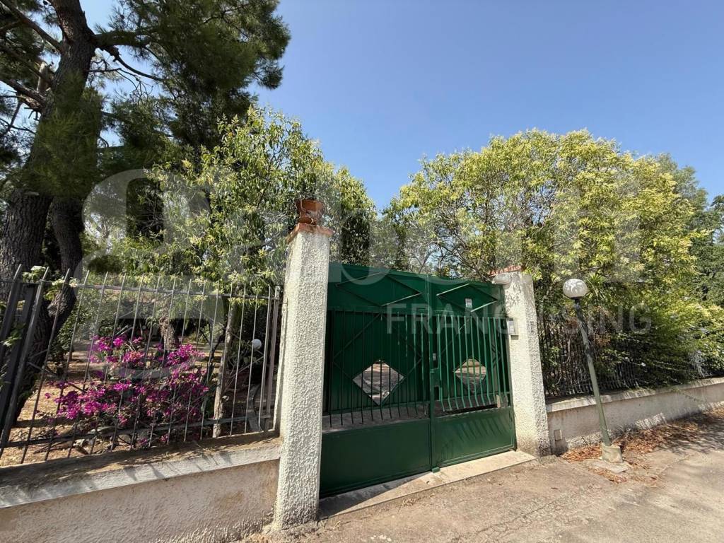 Villa a Trani in Via Dei Barnabiti - Foto 2