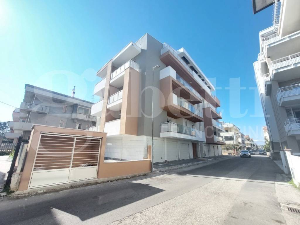 Appartamento a Alba adriatica in Via Firenze, 0 - Foto 2