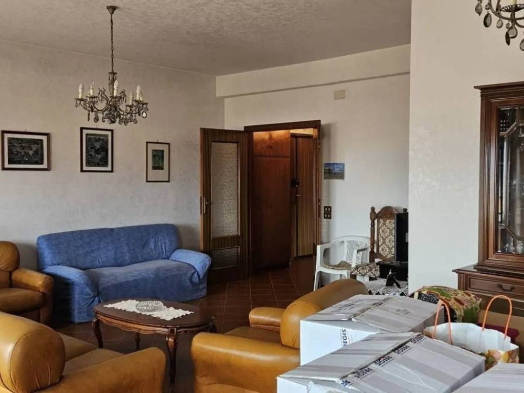 Appartamento a Frosinone in Via Francesco Petrarca - Foto 2