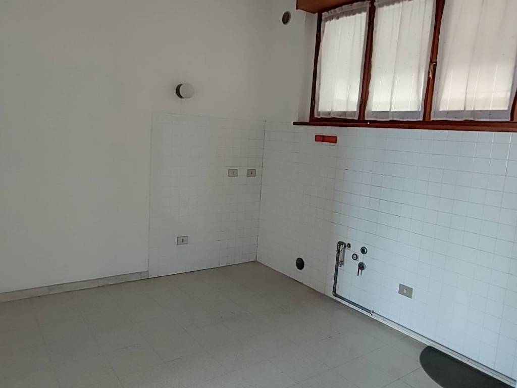 Appartamento a Fabriano in Via Elio Broganelli - Foto 5