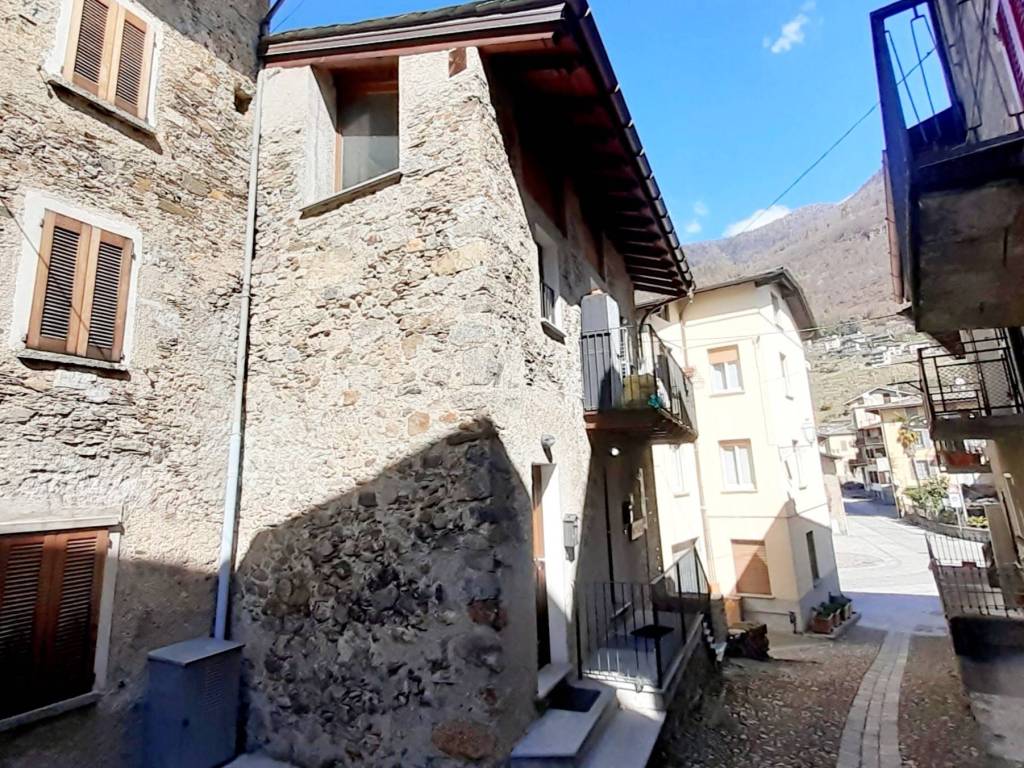 Appartamento a Tresivio in Via al Calvario, 14 - Foto 2