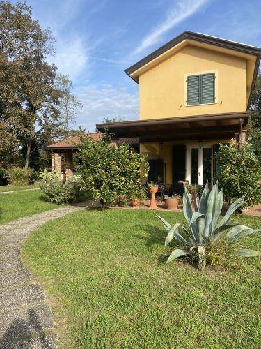 Villa a Castelnuovo magra in Via Palvotrisia, 38 - Foto 2
