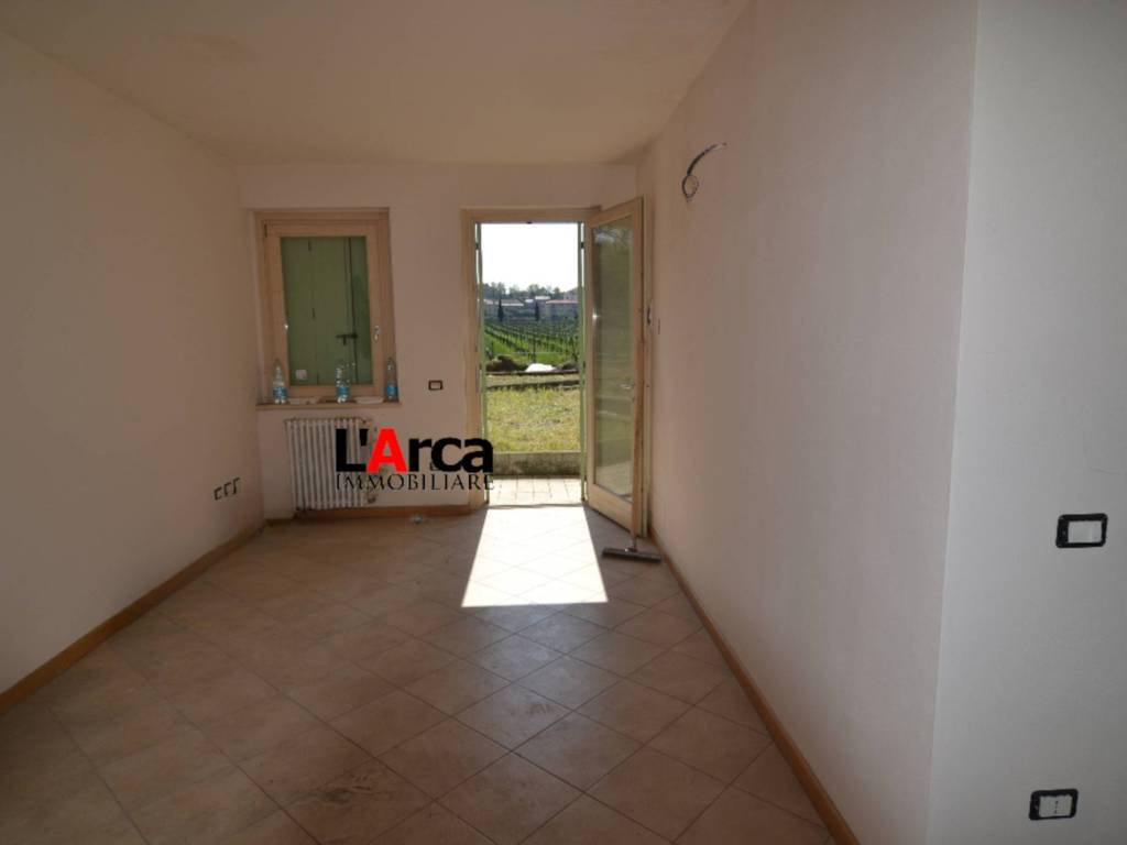 Appartamento a Peschiera del garda in Viale Federico Marzan - Foto 2