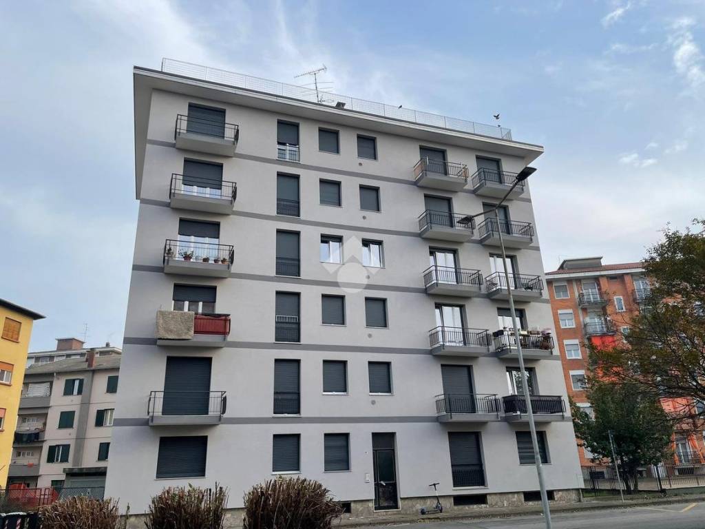 Appartamento a Novara in Viale Papa Giovanni XXIII, 97 - Foto 3