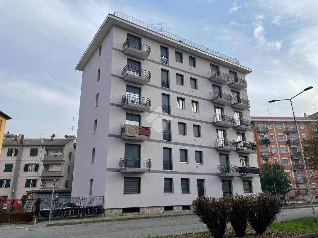 Appartamento a Novara in Viale Papa Giovanni XXIII, 97 - Foto 4