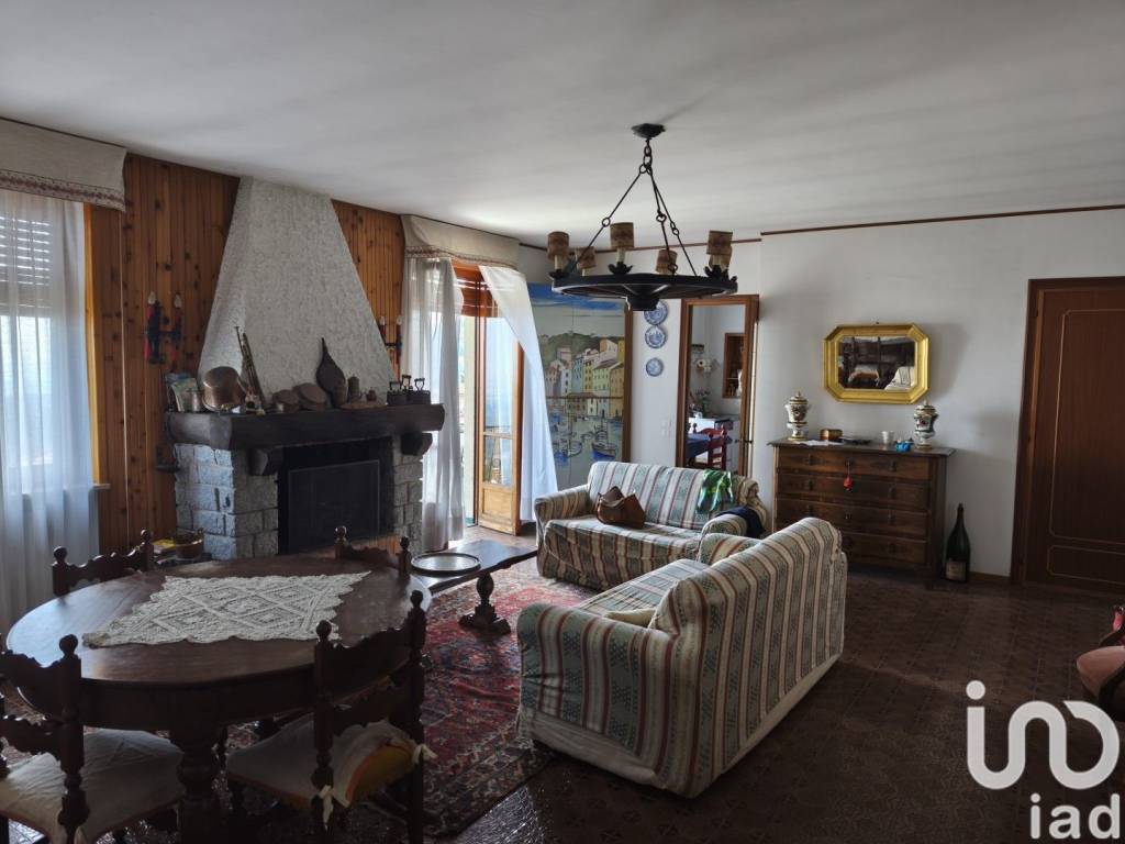 Villa a Pettinengo in Via DUCA DEGLI ABRUZZI, 2 - Foto 5