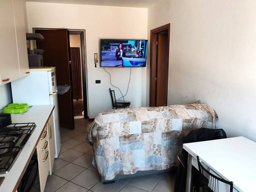Appartamento a Gorla minore in Via Roma, 11 - Foto 5