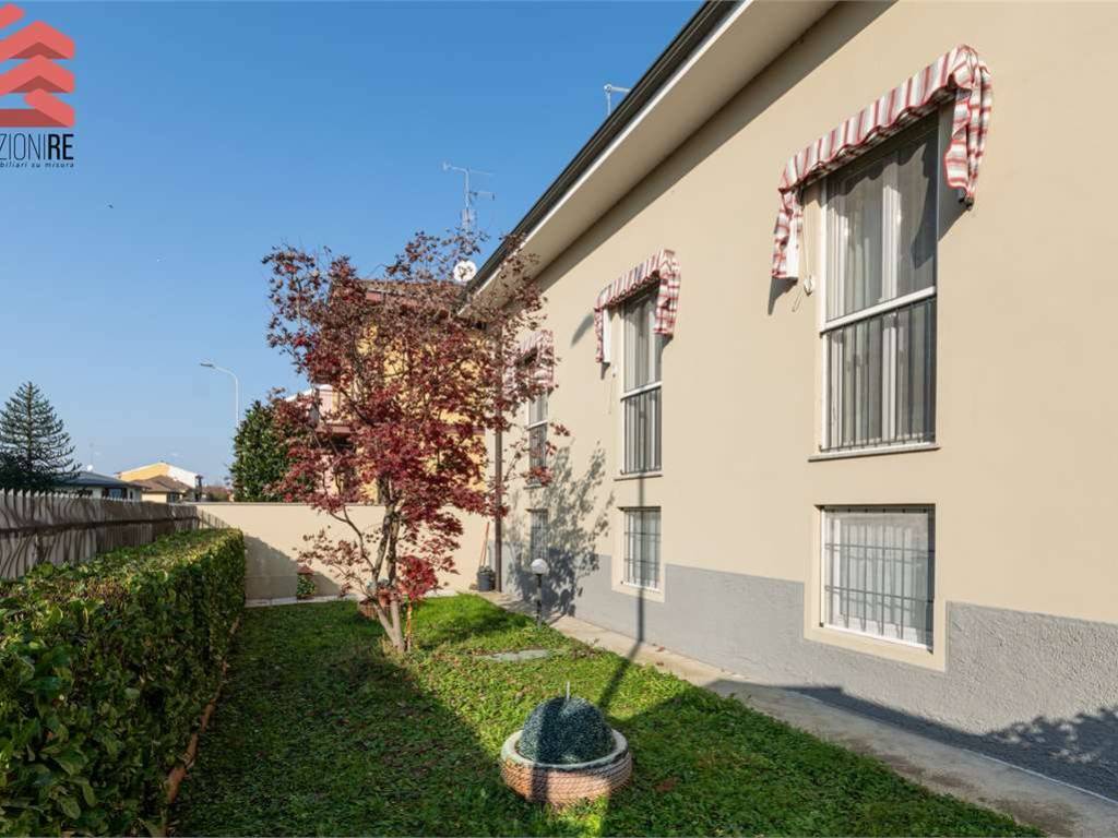 Villa a Novara in Via Pierlombardo, 144 - Foto 2