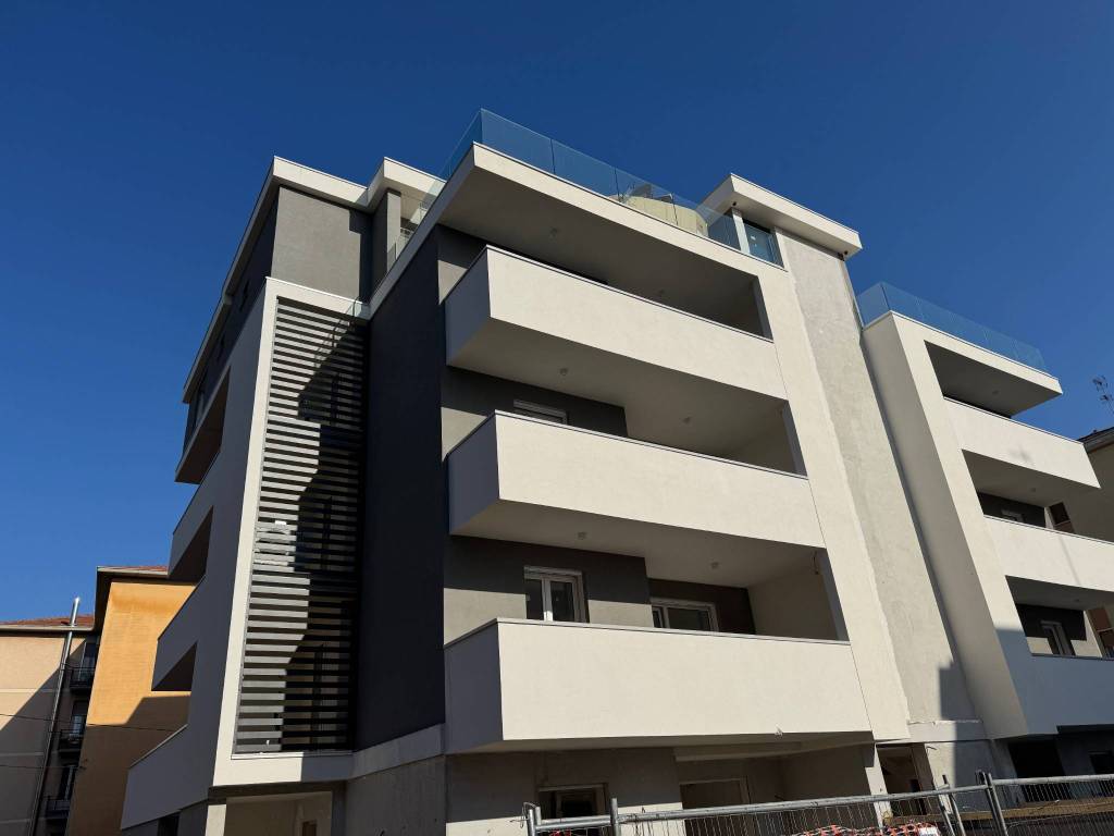 Appartamento a Parma in Via Cesare Sanguinetti - Foto 2