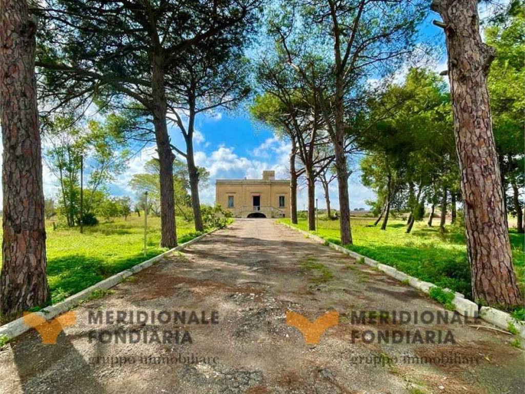 Villa a Lecce in Strada Esterna Merine - Foto 3