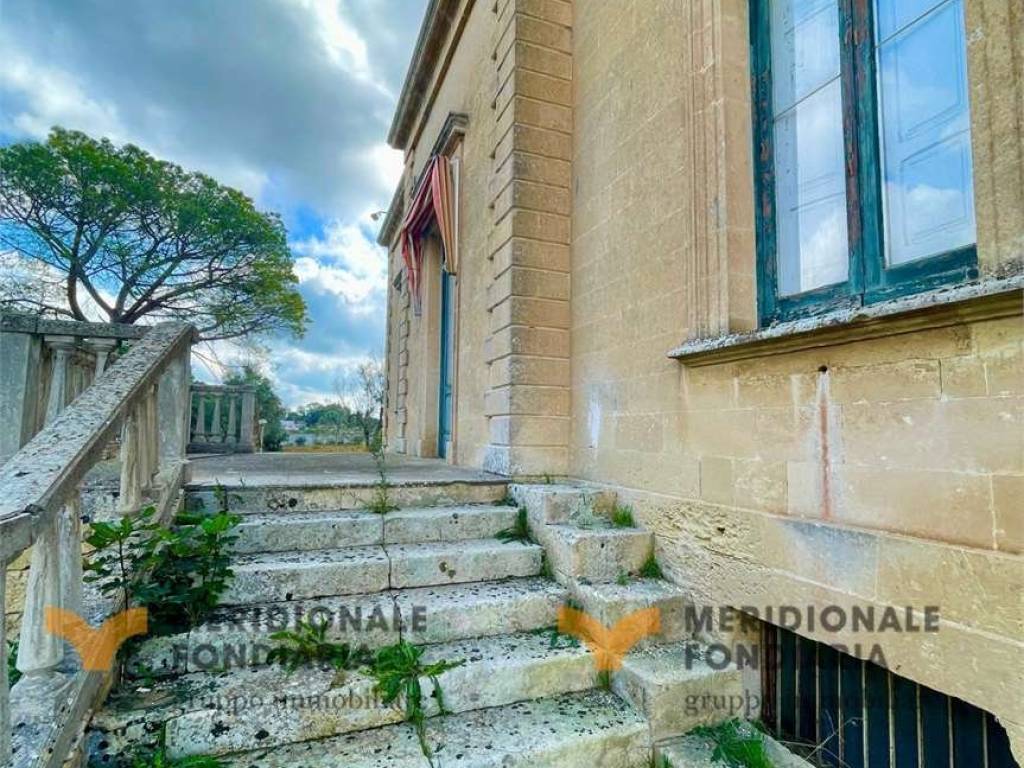 Villa a Lecce in Strada Esterna Merine - Foto 5