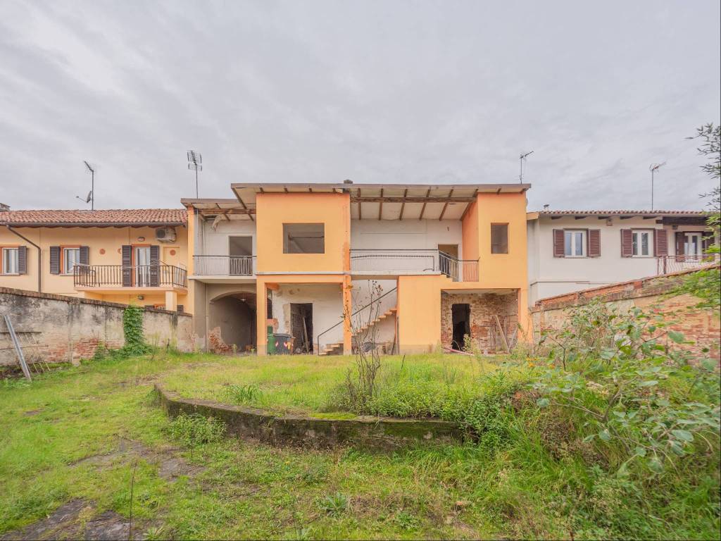 Casa indipendente a Asti in Corso Casale, 377 - Foto 2