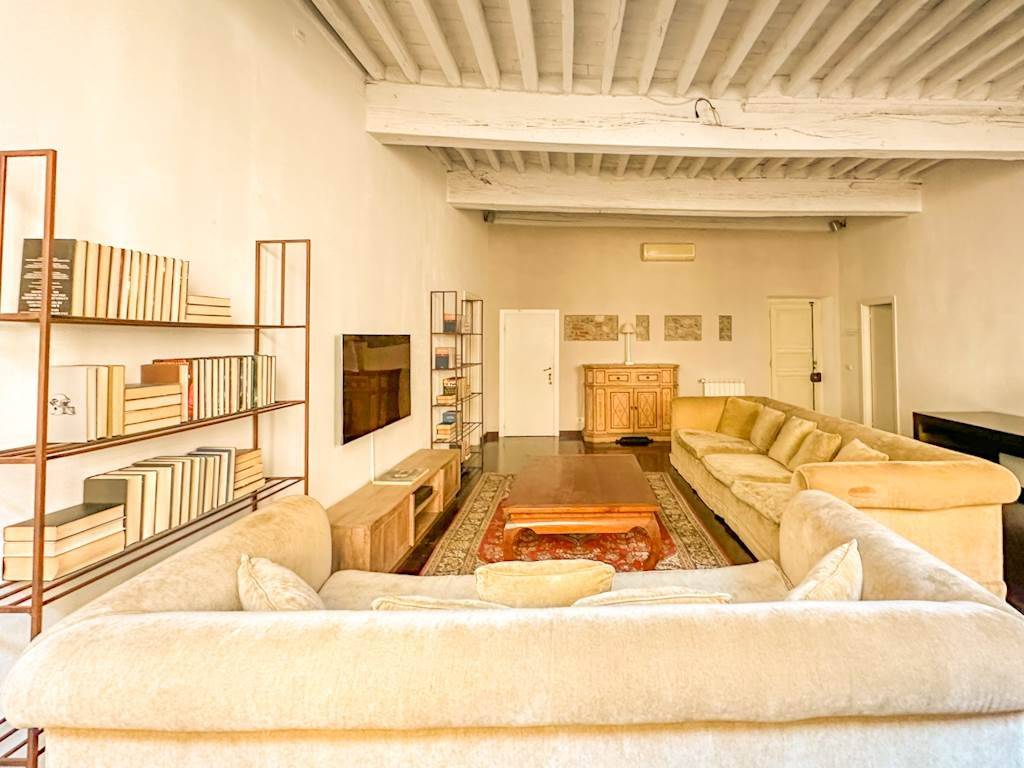 Appartamento a Camaiore in Piazza Petrucci - Foto 4