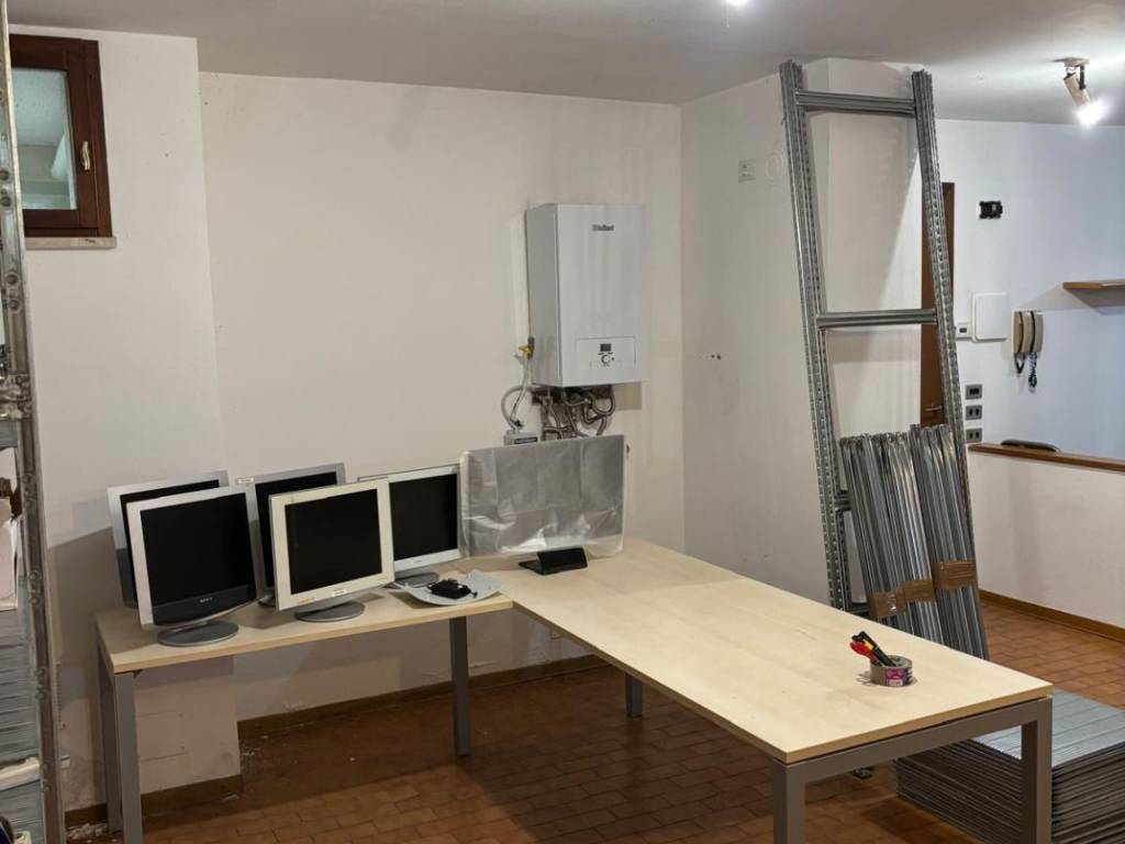 Immobile a Gorla minore in Via Dante Alighieri, 30 - Foto 2
