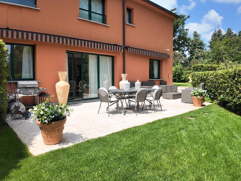 Villa a Cassina rizzardi in Via Alessandro Volta, 4 - Foto 4