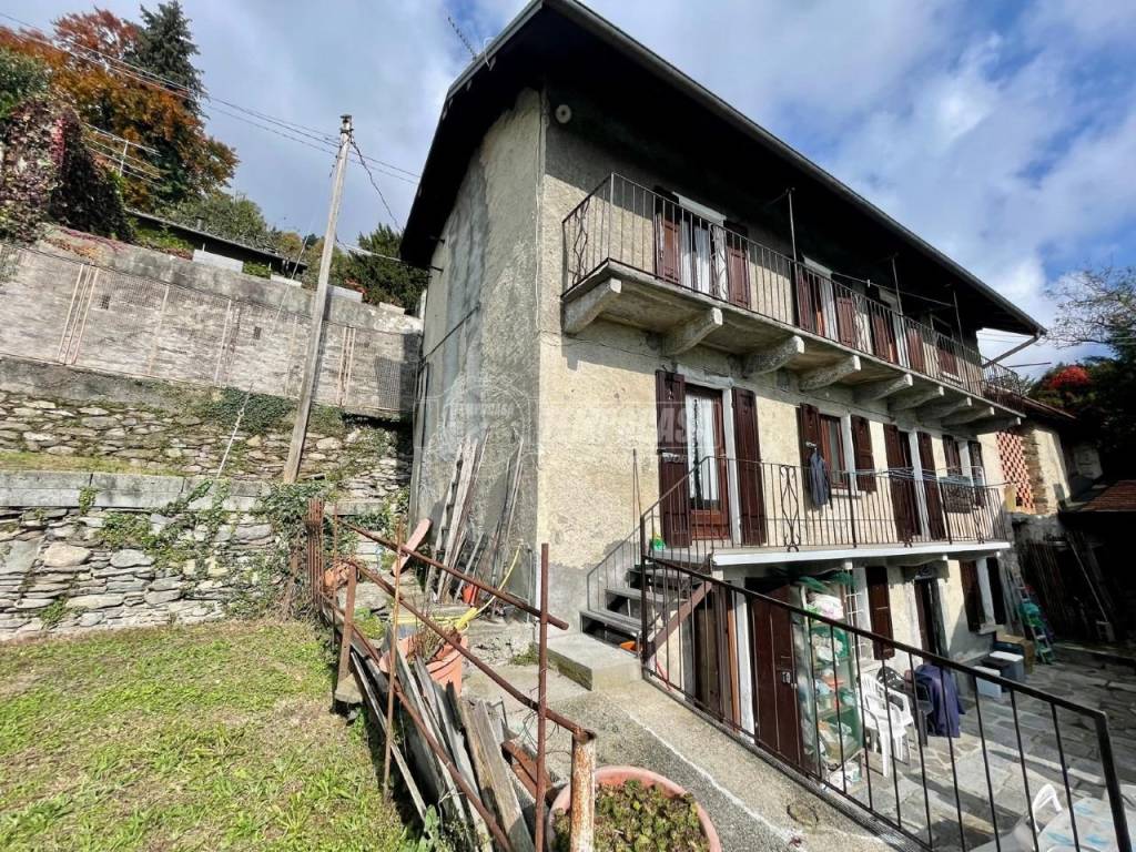 Casa indipendente a Premeno in Via Vittorio Emanuele 11/viaOrti11 - Foto 2