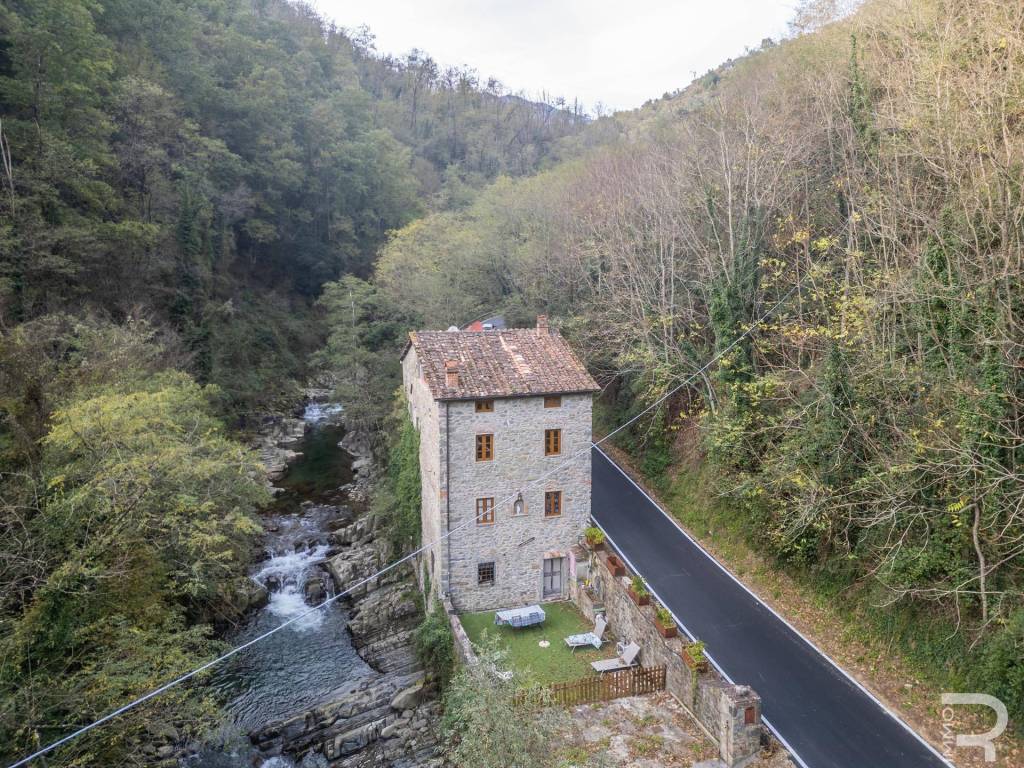 Rustico / casale a Pescia in Via Carlo Goldoni - Foto 2
