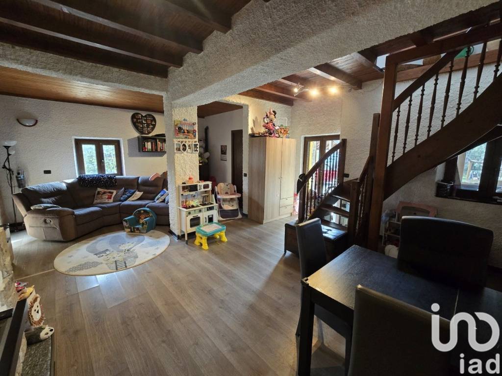 Villa a Stella in Frazione Gameragna, 129 - Foto 3