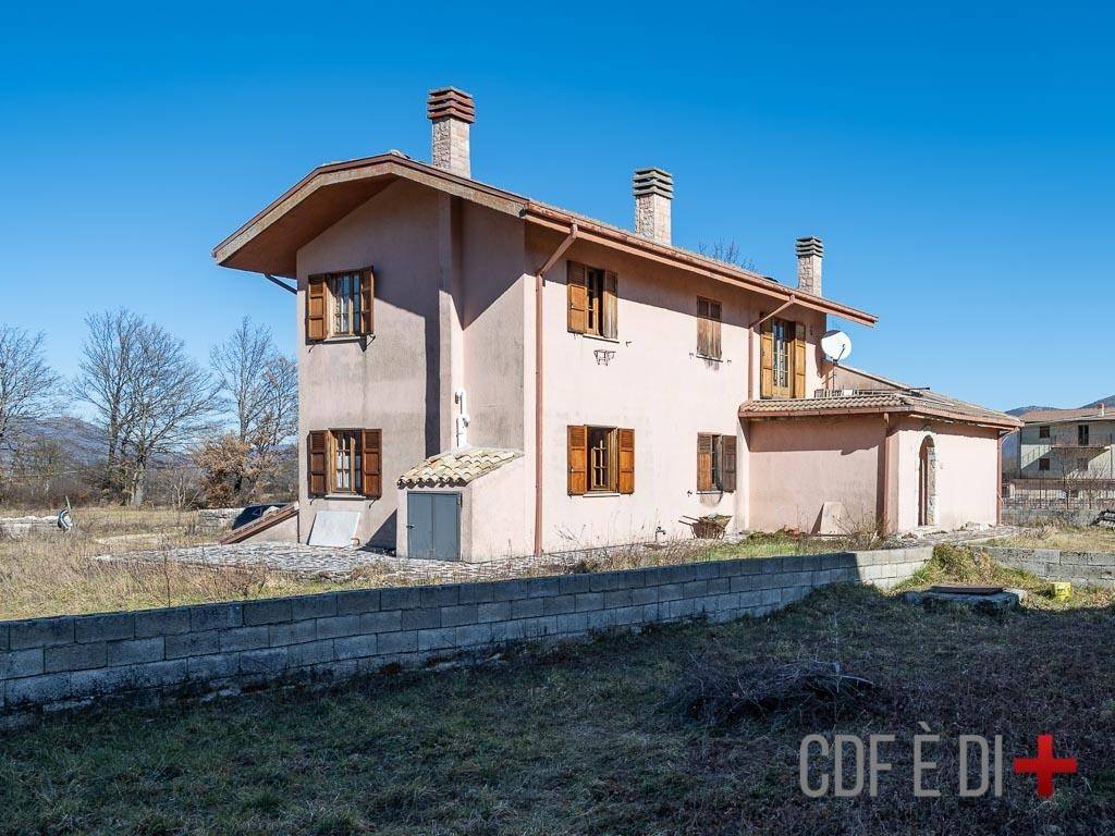 Villa a Leonessa in Via di Villa Lucci - Foto 4