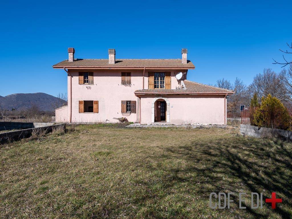 Villa a Leonessa in Via di Villa Lucci - Foto 5