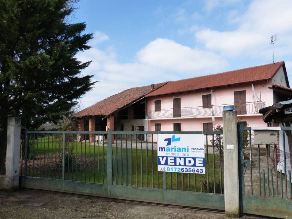 Rustico / casale a Salmour in Vicolo Camillo Benso di Cavour - Foto 2