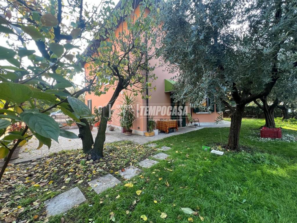Villa a Cavaion veronese in Via Cà Brusà - Foto 4