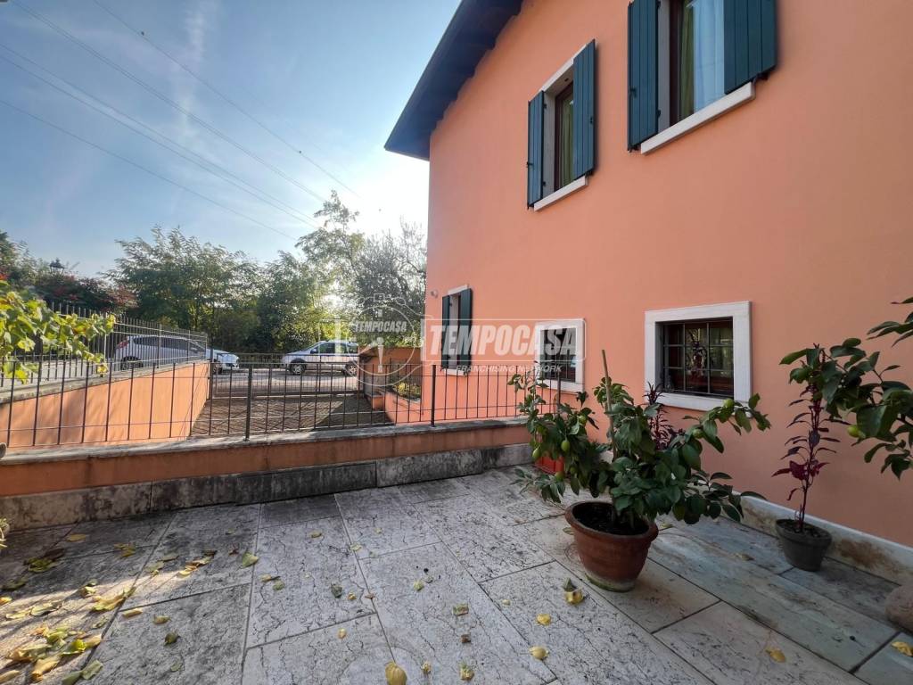 Villa a Cavaion veronese in Via Cà Brusà - Foto 5