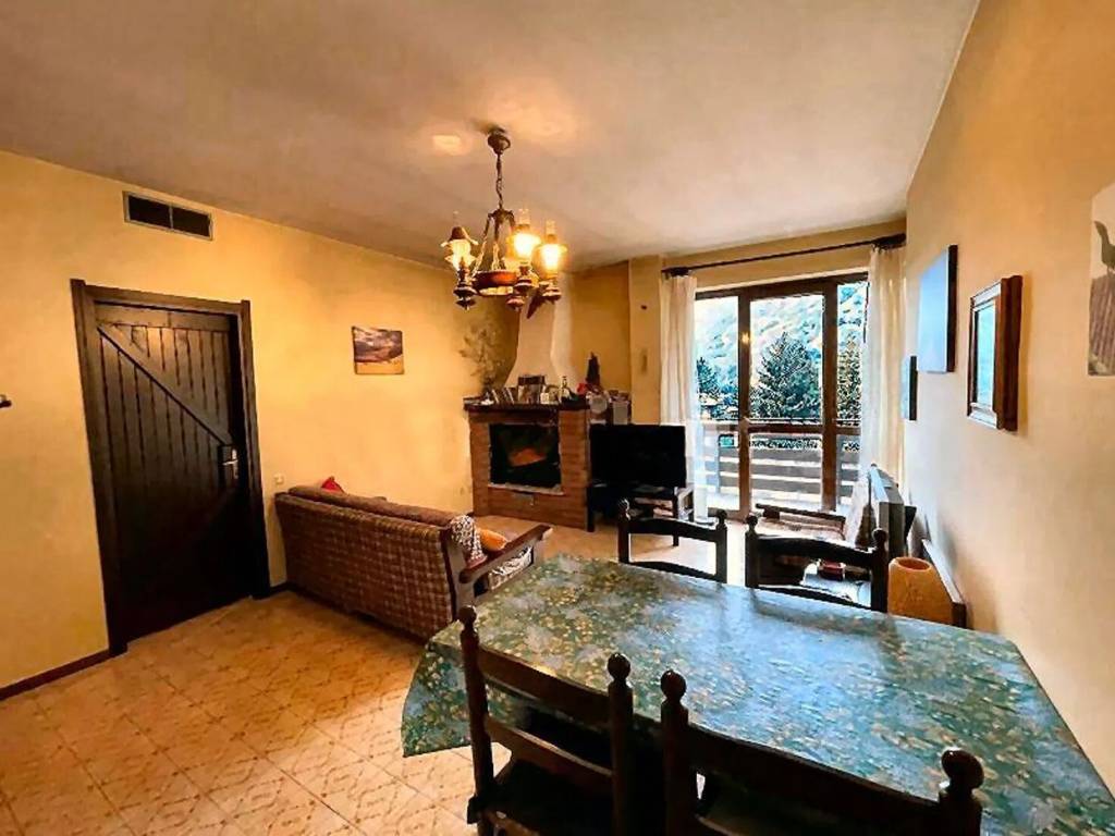 Appartamento a Casargo in Località Eurovillaggio, 18 ------/20 - Foto 3