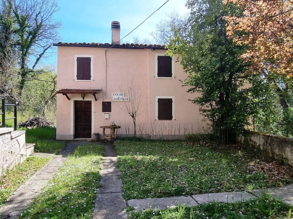 Casa indipendente a San severino marche in Via Barbiato - Foto 2