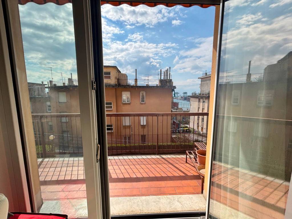 Appartamento a Genova in Via Antonio Gavino - Foto 5