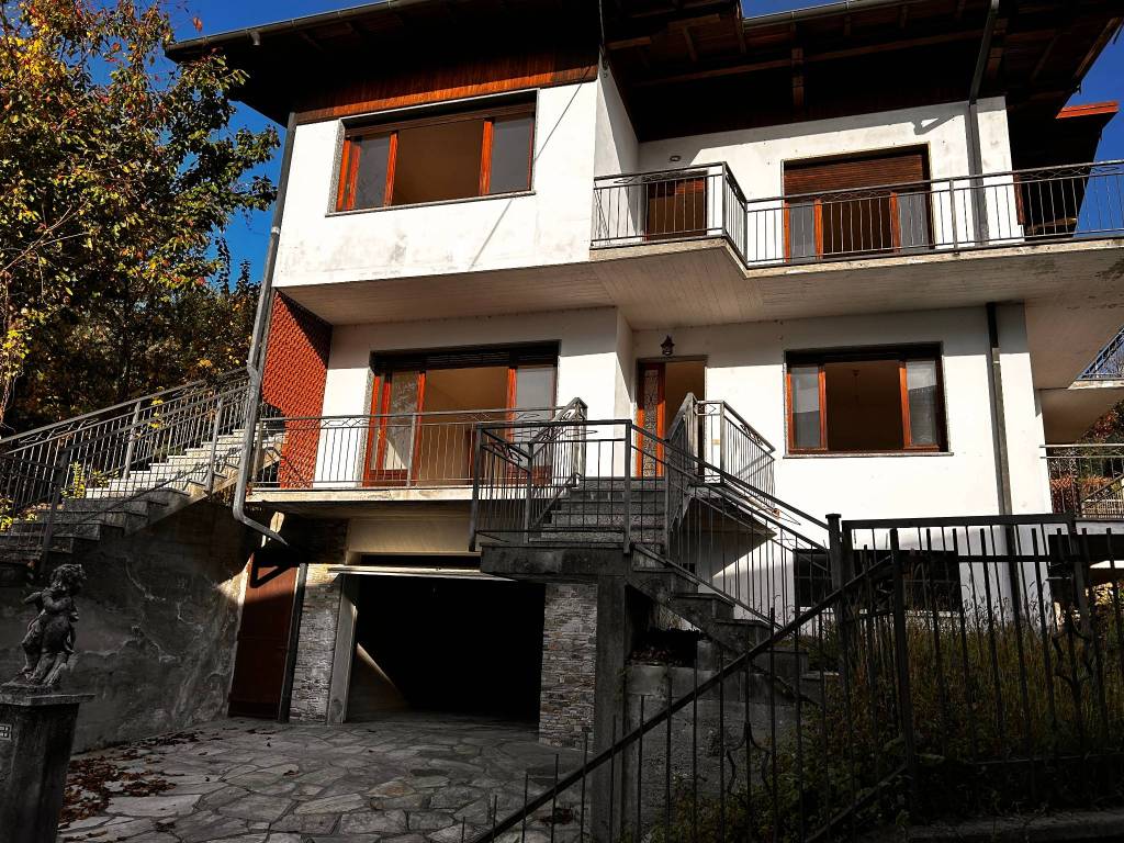 Villa a Arizzano in Via Firenze - Foto 2
