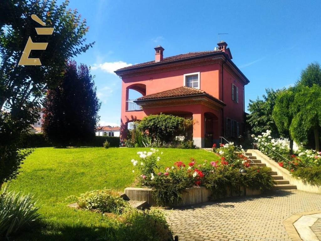 Villa a San damiano d'asti in Via Massimo d'Azeglio, 19 - Foto 3