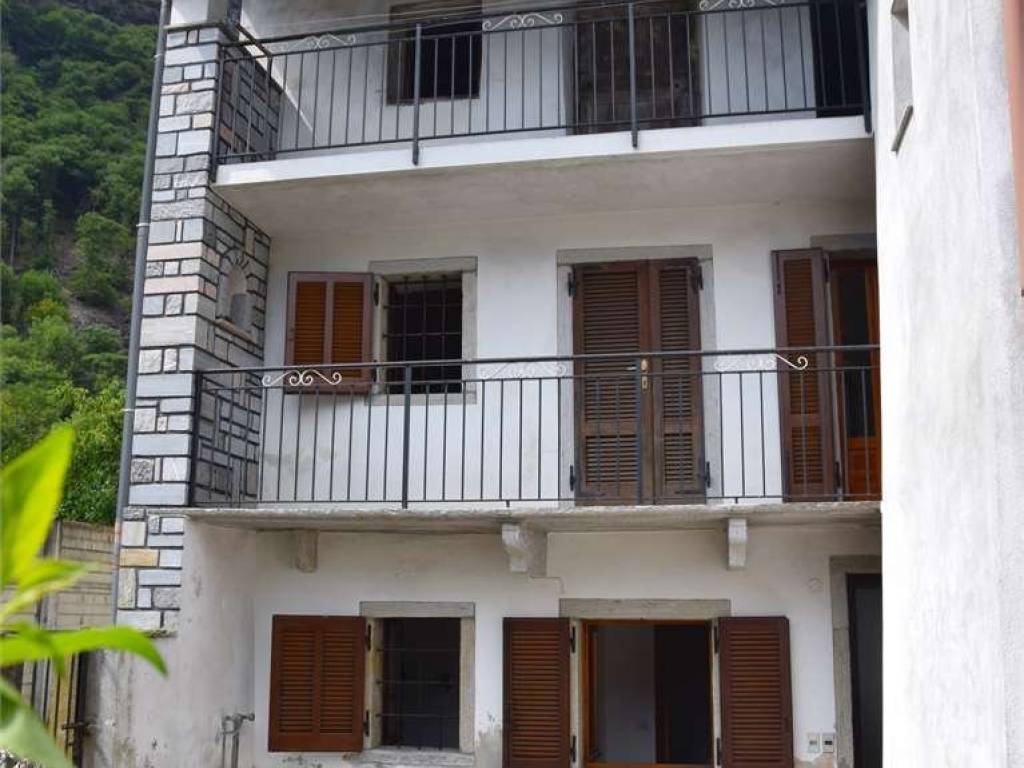Casa indipendente a Pieve vergonte in via ai cantinitt, 20 - Foto 2
