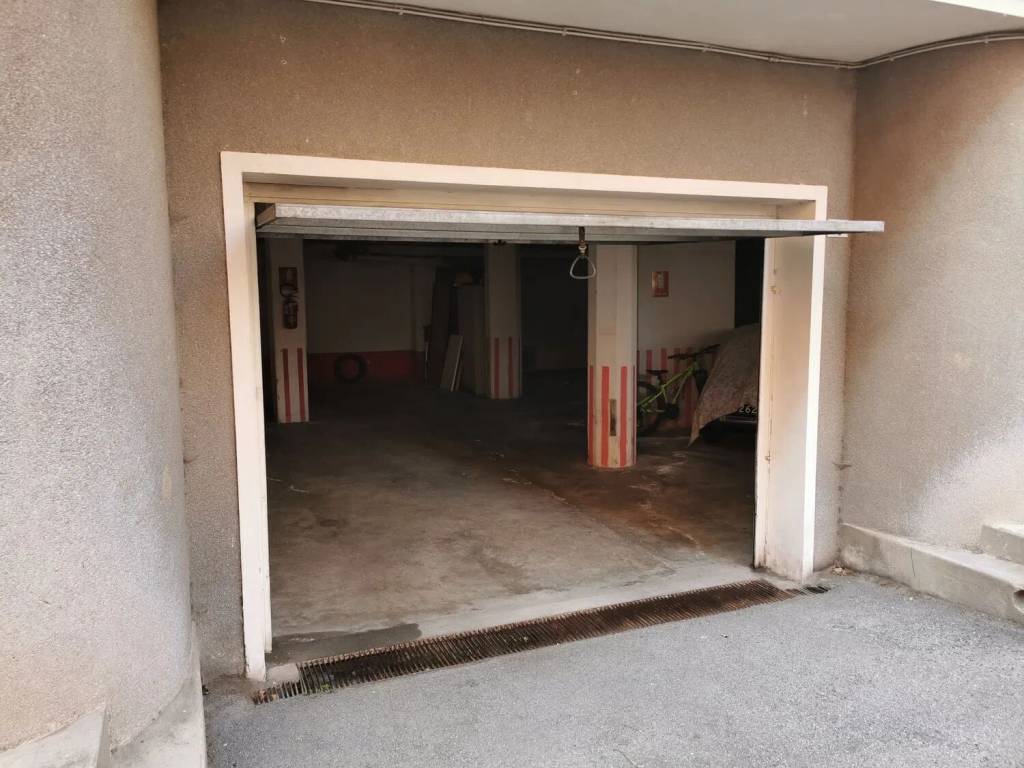 Box / garage a Genova in Via Giovanni Arrivabene, 30 - Foto 5