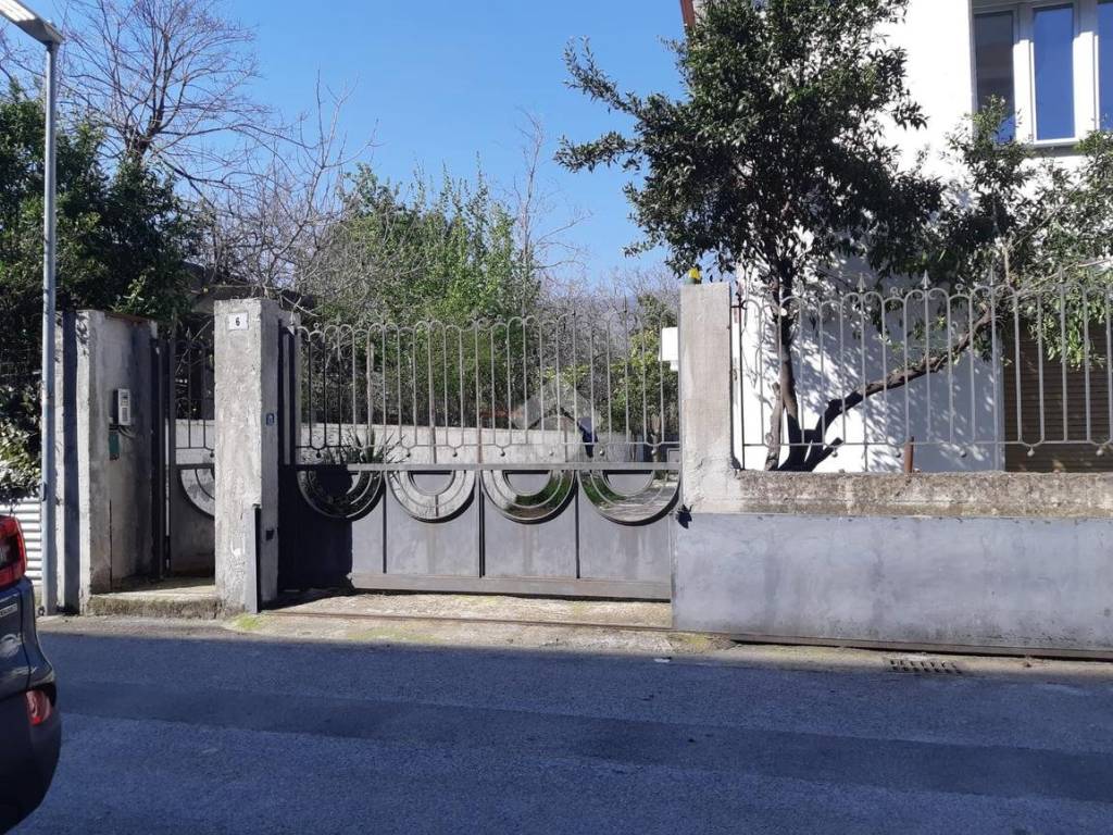 Villa a Roccapiemonte in Via Amatruda, 6 - Foto 4
