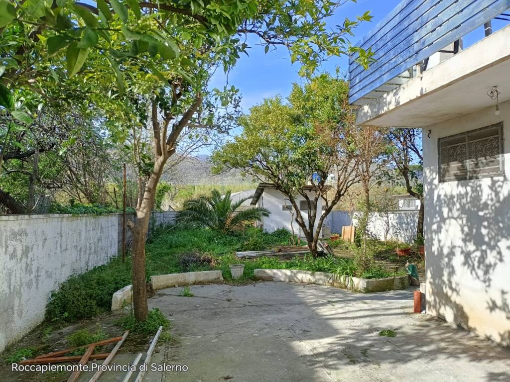Villa a Roccapiemonte in Via Amatruda, 6 - Foto 5
