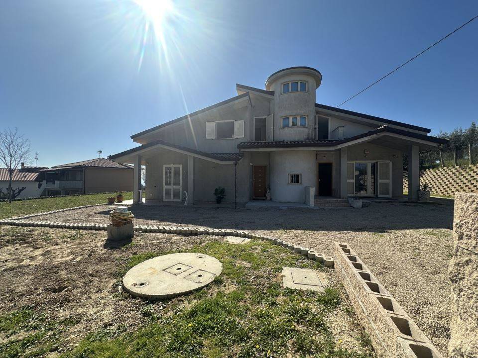 Villa a Giulianova in Via Colledoro 15/B - Foto 4