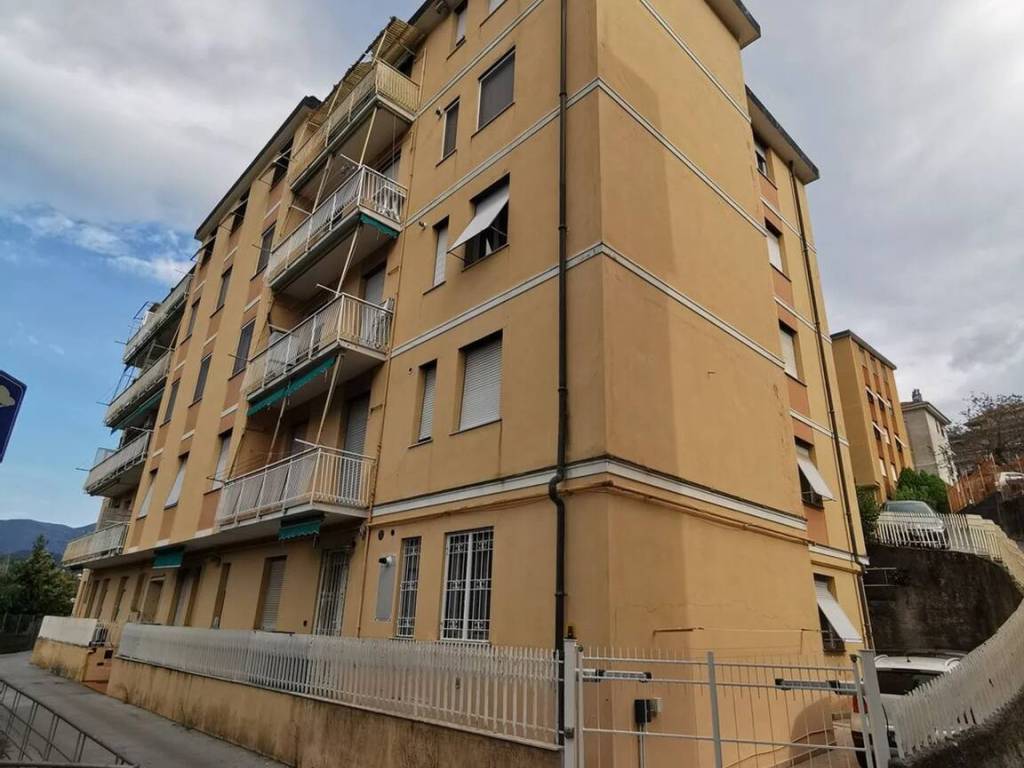 Appartamento a Genova in Salita Serra Riccò, 9 - Foto 2