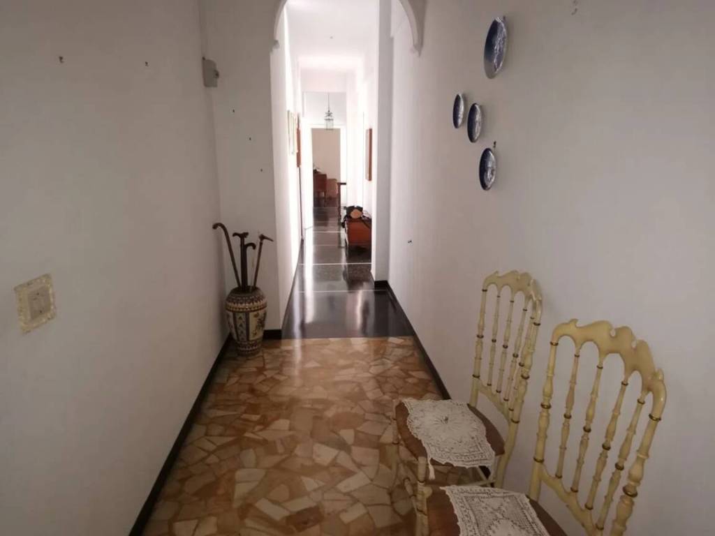 Appartamento a Genova in Salita Serra Riccò, 9 - Foto 3