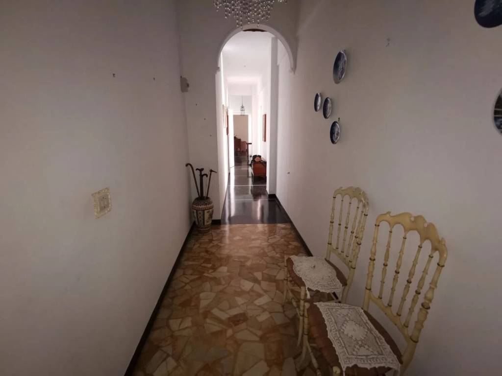 Appartamento a Genova in Salita Serra Riccò, 9 - Foto 4