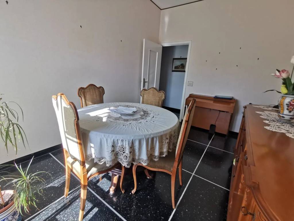 Appartamento a Genova in Salita Serra Riccò, 9 - Foto 5