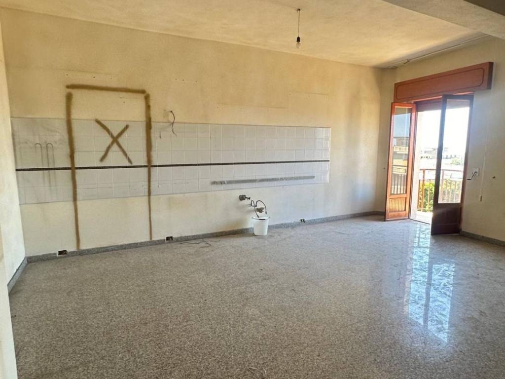 Appartamento a Melito di porto salvo in Via Peppino Surfaro, 132 - Foto 4