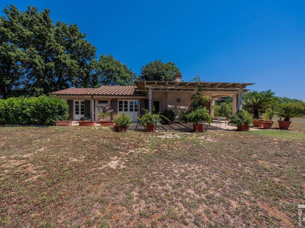 Villa a Manciano in Strada Provinciale Manciano Farnese - Foto 4