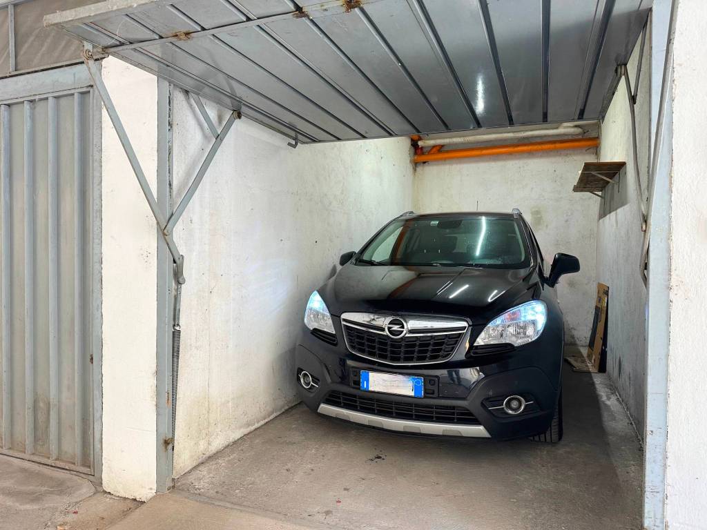 Box / garage a Mantova in Via Sant'Egidio, 24 - Foto 4