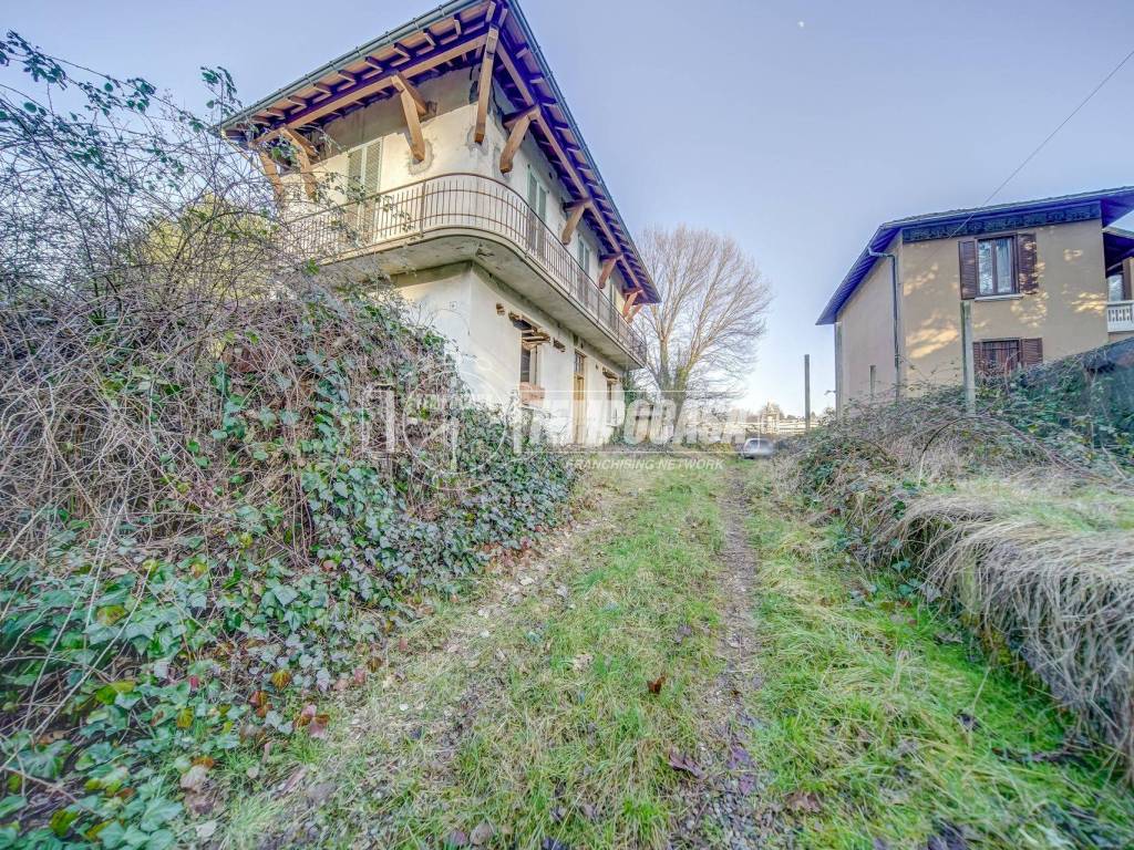 Villa a Albizzate in Via Piave - Foto 2